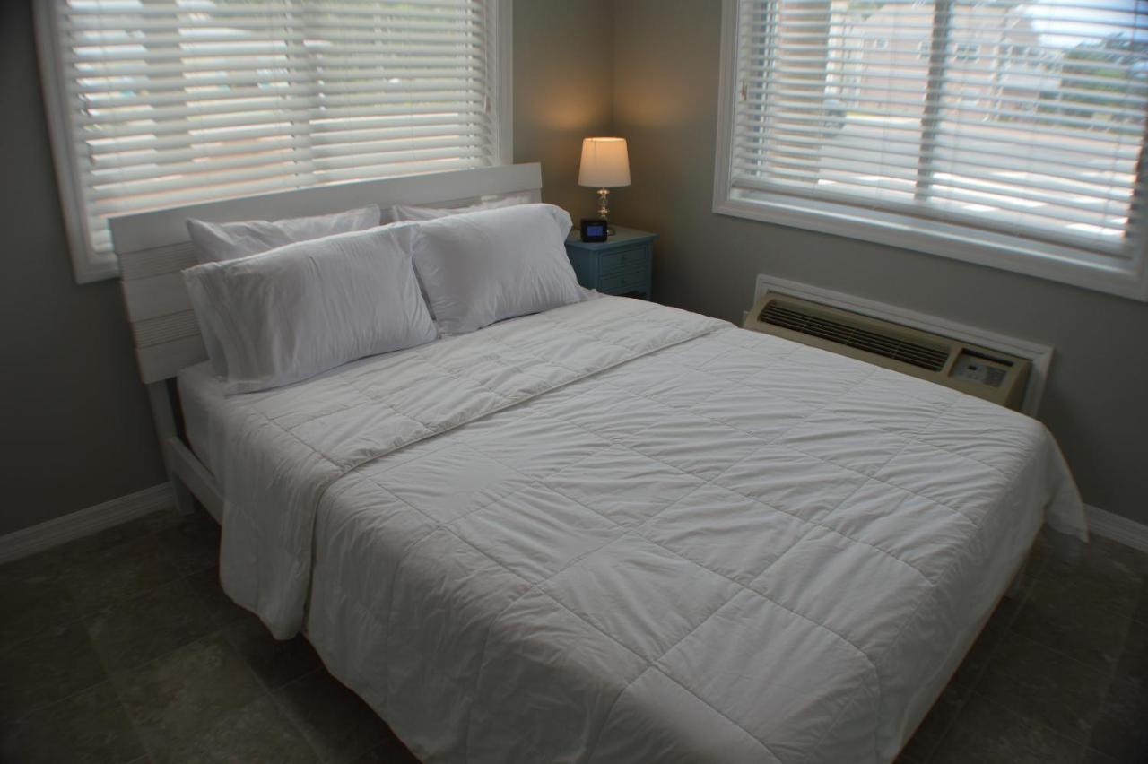 Villas At John'S Pass By Travel Resort Services St. Pete Beach Exterior photo