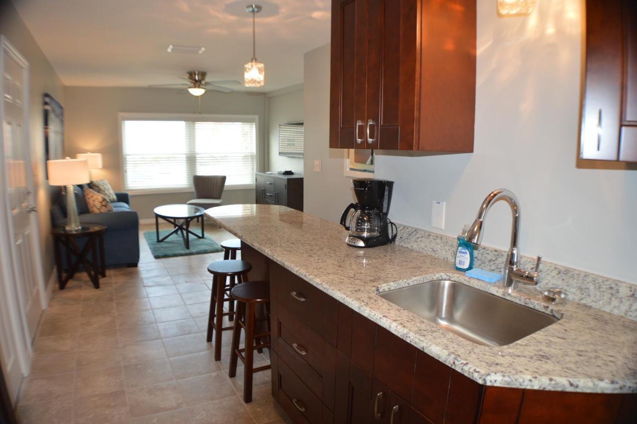Villas At John'S Pass By Travel Resort Services St. Pete Beach Exterior photo