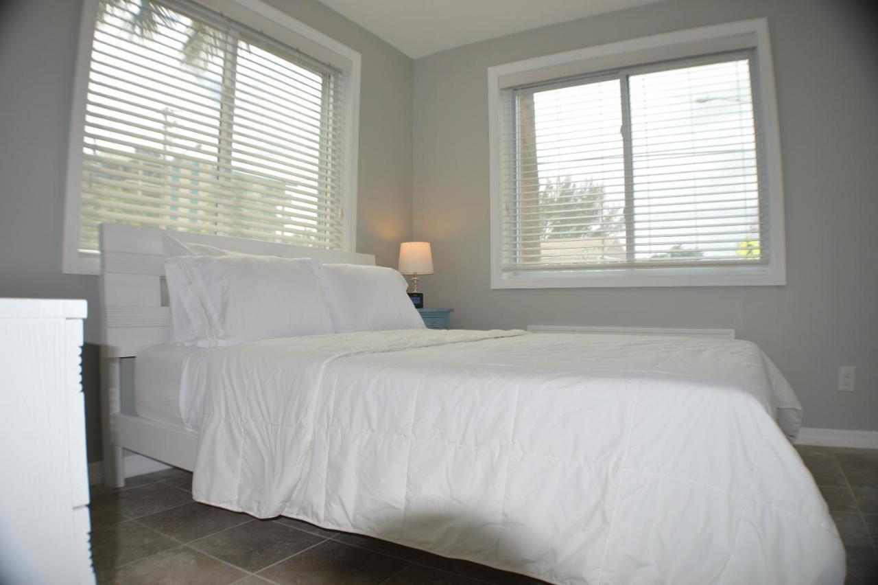 Villas At John'S Pass By Travel Resort Services St. Pete Beach Exterior photo